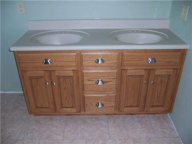 Cultured granite countertop with integral sinks
